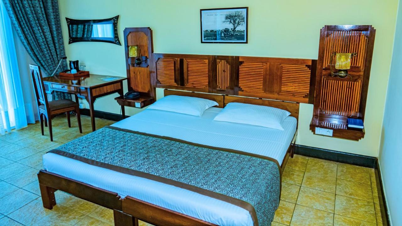 Le Grand Hotel Diego Antsiranana Bagian luar foto